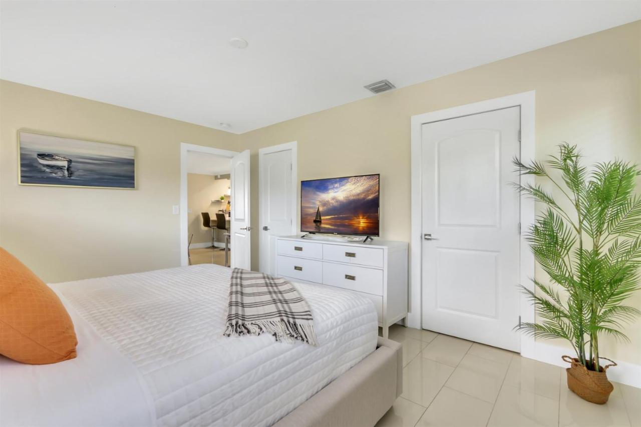 Bright Pompano Beach With Pool Access Ngoại thất bức ảnh