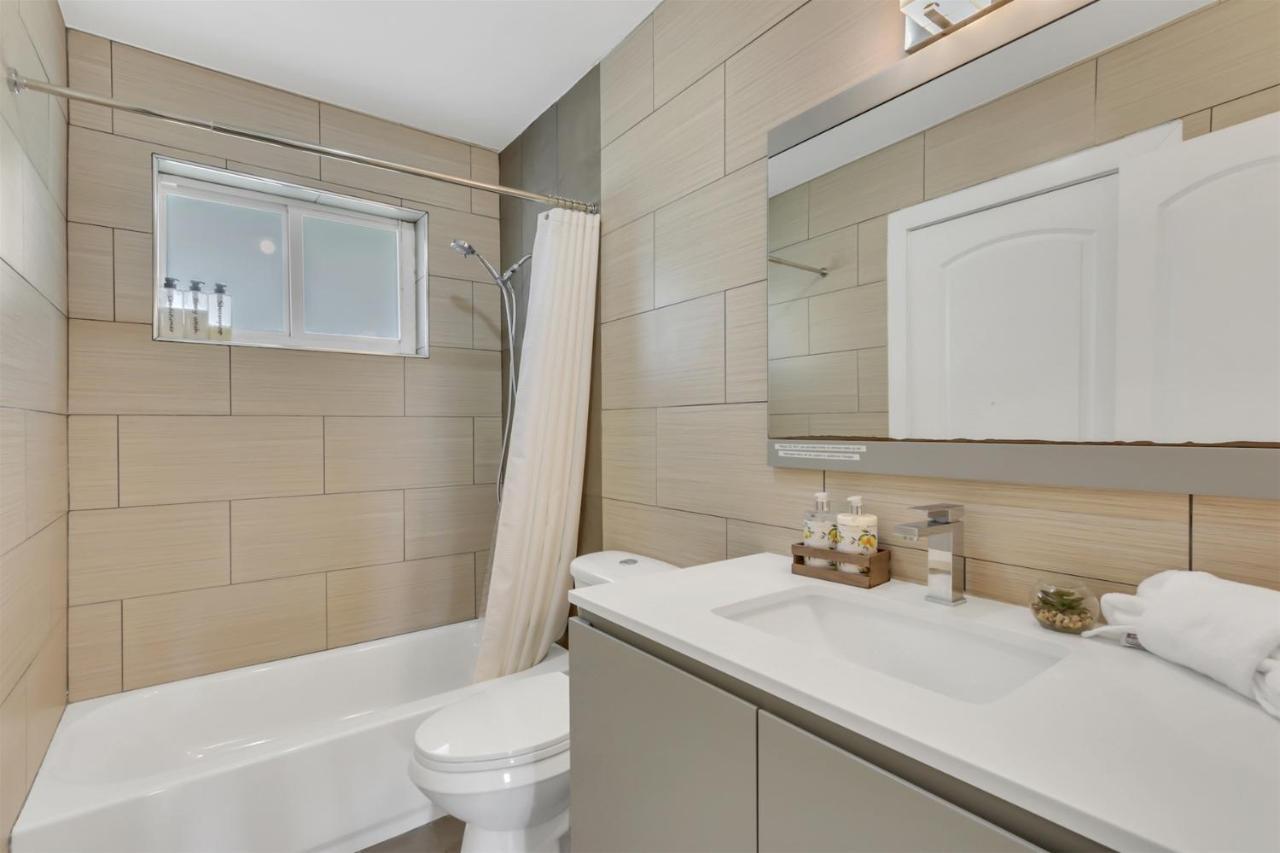 Bright Pompano Beach With Pool Access Ngoại thất bức ảnh